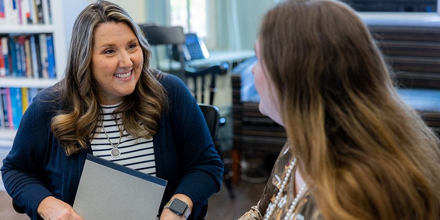 Meet one-on-one with your advisors—including Colleen Bonner, who gives support for internships, mentorship partnering, and resume development.