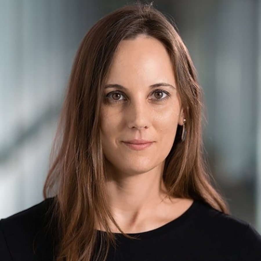 Photo of Heather Huntington